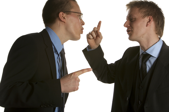 Bình luận câu ca dao “Lời nói chẳng mất tiền mua, lựa lời mà nói cho vừa lòng nhau”